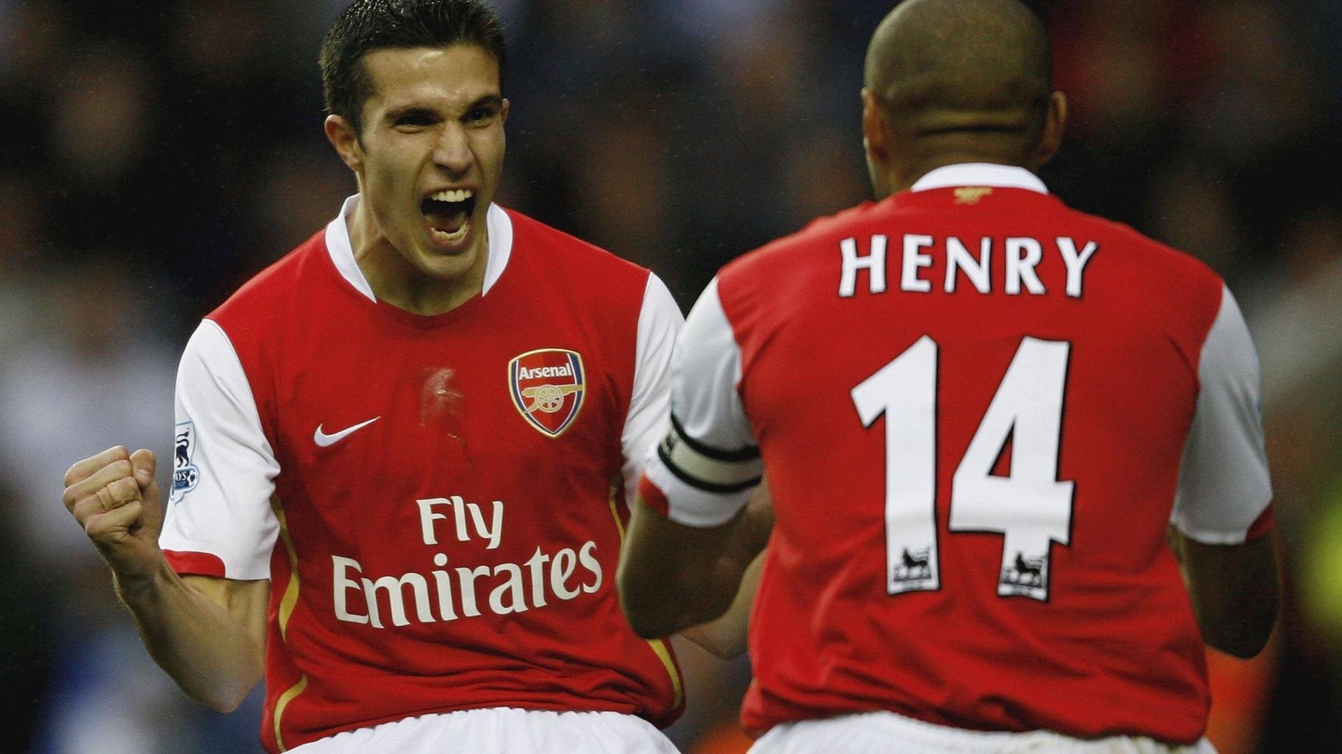 爱游戏app-足球场馆智能安检系统上线，提升安全保障，智能足球场设备采购